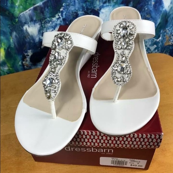 dress barn flip flops